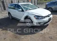 2017 Volkswagen GOLF photo