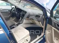 2017 Volkswagen GOLF фото