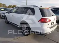2017 Volkswagen GOLF photo