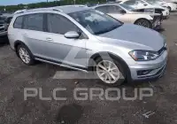 2017 Volkswagen GOLF photo