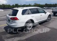 2017 Volkswagen GOLF фото