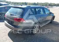 2017 Volkswagen GOLF фото