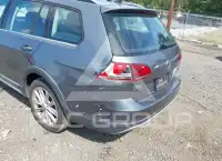 2017 Volkswagen GOLF фото