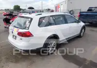 2017 Volkswagen GOLF фото