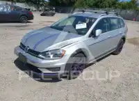 2017 Volkswagen GOLF photo