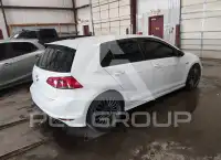 2017 Volkswagen GOLF photo