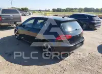 2017 Volkswagen GOLF photo