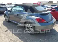 2017 Volkswagen BEETLE photo