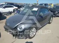 2017 Volkswagen BEETLE фото
