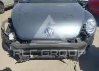 2017 Volkswagen BEETLE фото