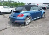2017 Volkswagen BEETLE photo