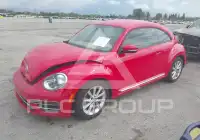 2017 Volkswagen BEETLE фото