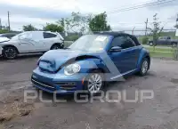 2017 Volkswagen BEETLE photo