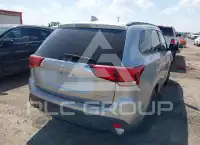 2018 Mitsubishi OUTLANDER photo