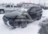 2018 Mitsubishi OUTLANDER фото