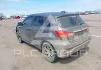 2018 Mitsubishi OUTLANDER photo