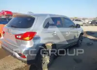 2018 Mitsubishi OUTLANDER фото