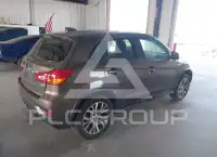 2018 Mitsubishi OUTLANDER photo