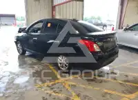 2018 Nissan VERSA фото