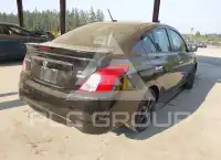 2018 Nissan VERSA фото