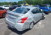 2018 Nissan VERSA фото