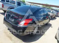 2018 Nissan VERSA фото