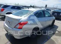 2018 Nissan VERSA фото