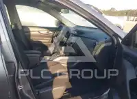 2018 Nissan ROGUE photo