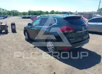2018 Nissan ROGUE photo
