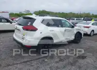 2018 Nissan ROGUE photo