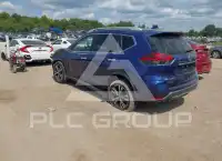 2018 Nissan ROGUE photo