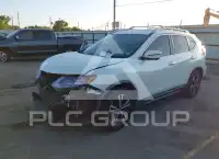 2018 Nissan ROGUE photo
