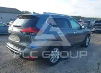 2018 Nissan ROGUE фото
