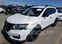 2018 Nissan ROGUE photo
