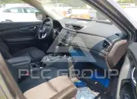 2018 Nissan ROGUE photo