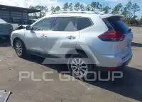 2018 Nissan ROGUE photo