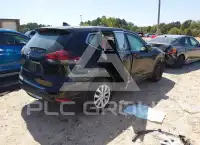 2018 Nissan ROGUE photo