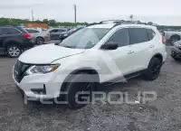 2018 Nissan ROGUE photo