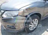 2018 Nissan ROGUE photo
