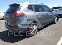 2018 Nissan ROGUE photo