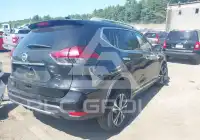 2018 Nissan ROGUE photo