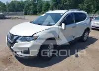2018 Nissan ROGUE photo