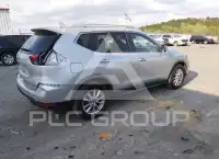 2018 Nissan ROGUE photo