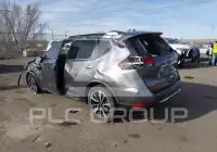 2018 Nissan ROGUE photo