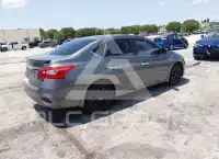 2018 Nissan SENTRA photo