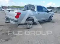 2018 Nissan TITAN photo