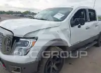 2018 Nissan TITAN фото