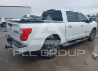 2018 Nissan TITAN фото