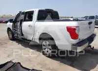 2018 Nissan TITAN photo