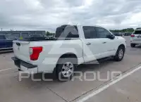 2018 Nissan TITAN фото